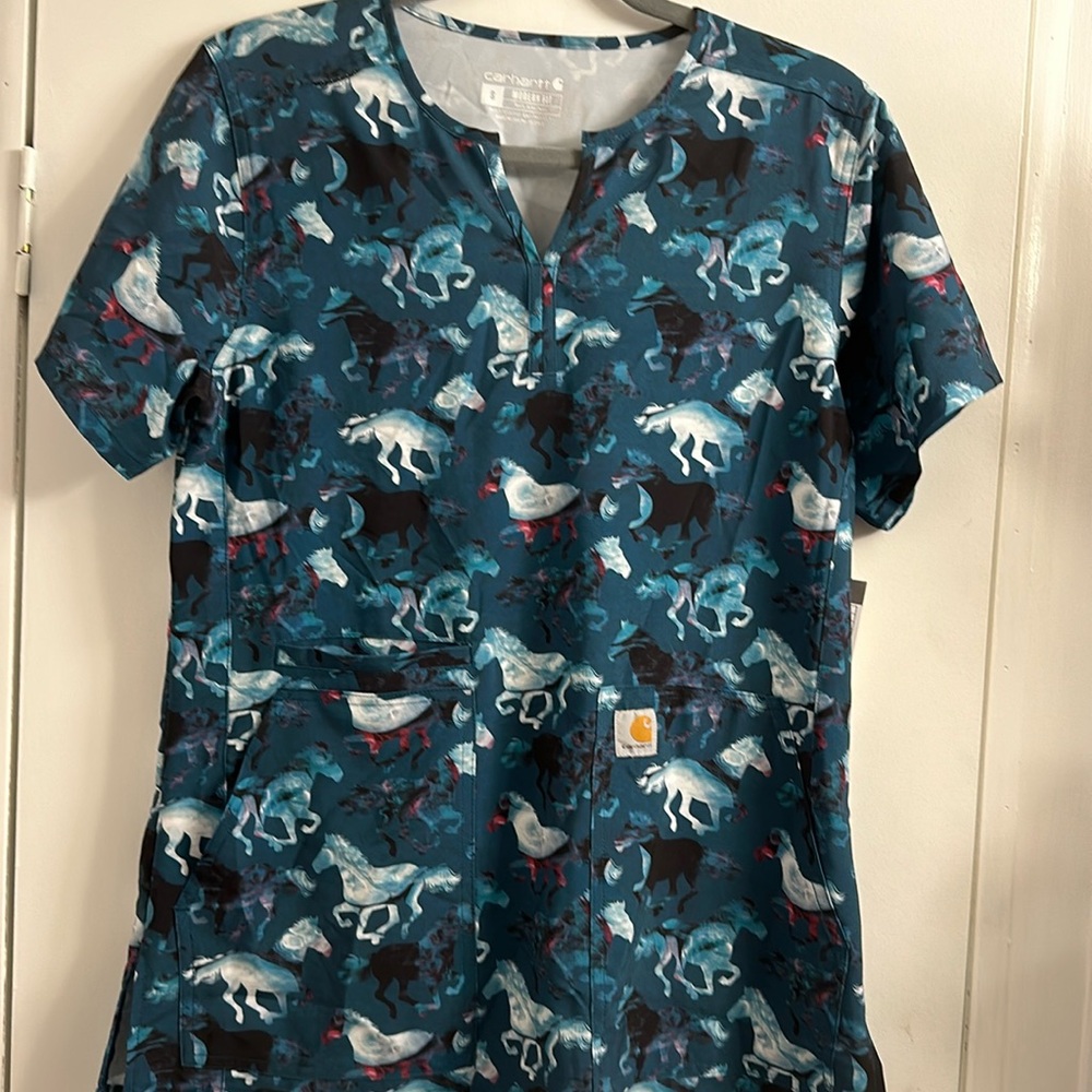 Carhartt scrub top small